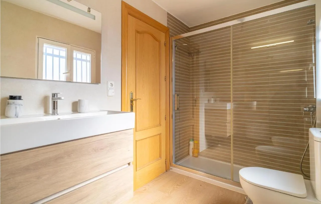 Gorgeous Home In Cajar With Kitchen Holiday home